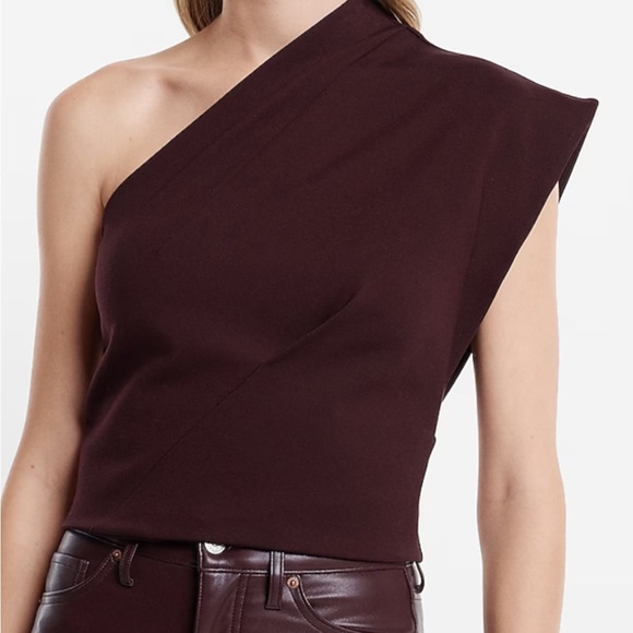 NWT EXPRESS Structured One Shoulder Ponte Cropped Top - Picture 1 of 6
